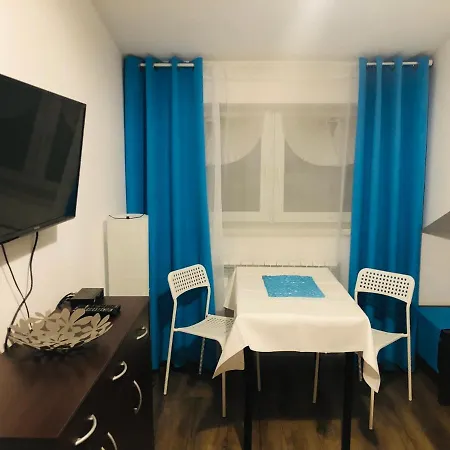 Kornlex Goscinne Z Aneksem Kuchennym Проживание в семье