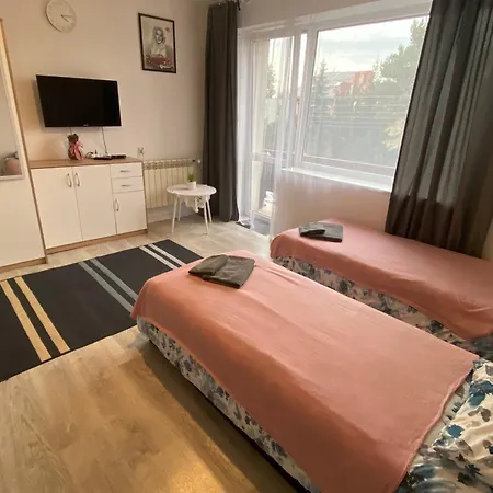 Kornlex Goscinne Z Aneksem Kuchennym Varsavia