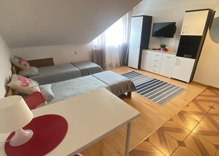 Homestay szállás Kornlex Goscinne Z Aneksem Kuchennym Varsó